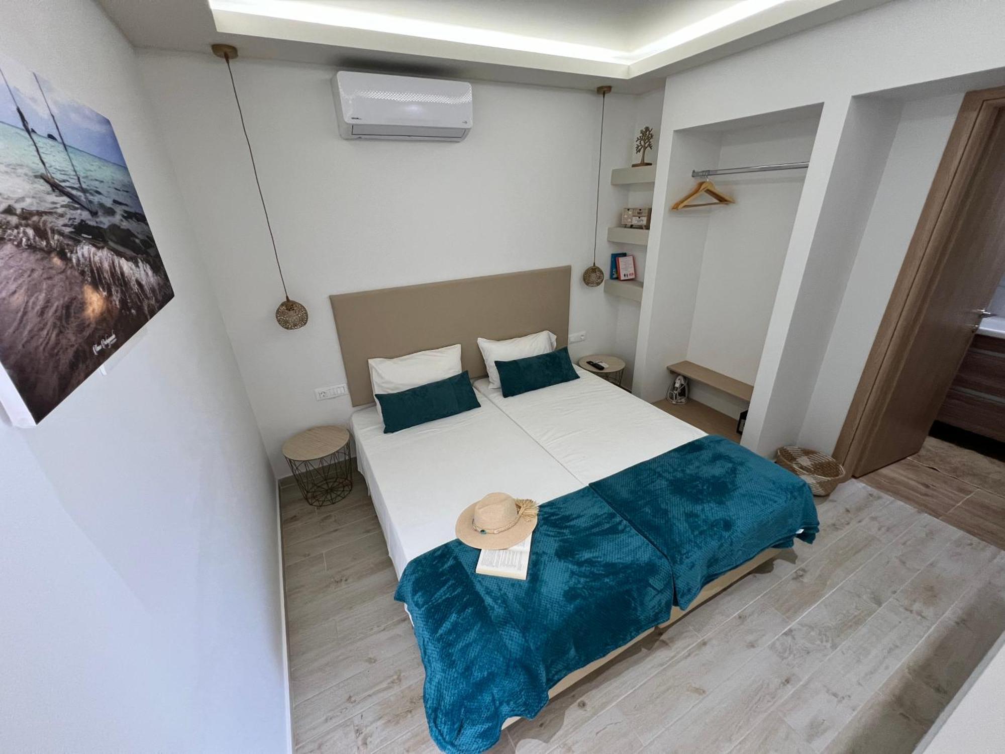 מאליה Sea View Apts & Suites By Pachiplex מראה חיצוני תמונה